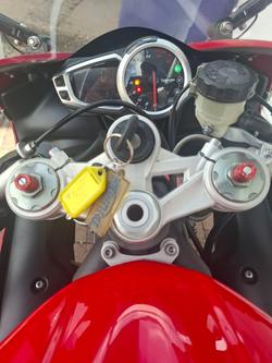2015 Triumph DAYTONA 675 RED