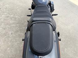 2022 HARLEY-DAVIDSON FXFBS FAT BOB (114) Grey