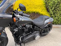 2022 HARLEY-DAVIDSON FXFBS FAT BOB (114) Grey