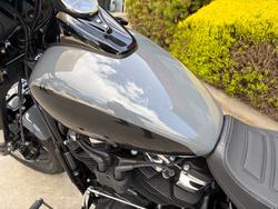 2022 HARLEY-DAVIDSON FXFBS FAT BOB (114) Grey