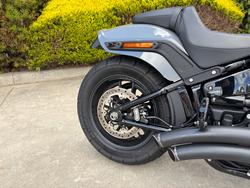 2022 HARLEY-DAVIDSON FXFBS FAT BOB (114) Grey