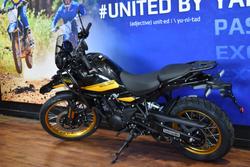 2025 Royal Enfield HIMALAYAN 450 BLACK/GOLD