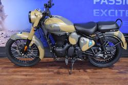 2025 Royal Enfield CLASSIC 350 SIGNALS Camo/Green