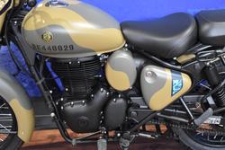 2025 Royal Enfield CLASSIC 350 SIGNALS Camo/Green