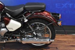 2025 Royal Enfield CLASSIC 650 Red