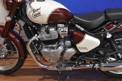 2025 Royal Enfield CLASSIC 650 Red