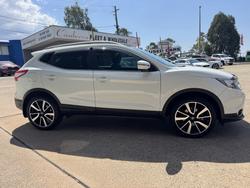 2017 Nissan QASHQAI TL