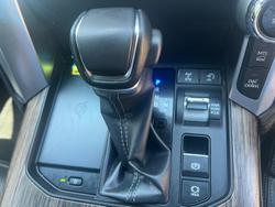 2023 Toyota Landcruiser VX FJA300R 4X4 Dual Range Crystal Pearl
