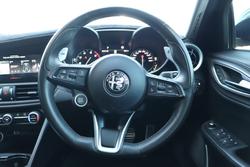 2021 Alfa Romeo Giulia Sport