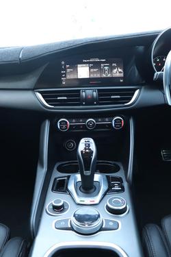 2021 Alfa Romeo Giulia Sport