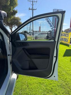 2016 Ford Everest Ambiente