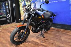2025 Royal Enfield GUERILLA 450 Black