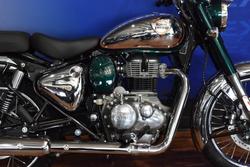 2025 Royal Enfield CLASSIC 350 CHROME Green