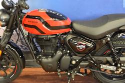 2025 Royal Enfield HUNTER 350 Red
