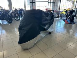 1987 Honda VFR750R (RC30) VFR White