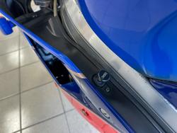 1987 Honda VFR750R (RC30) VFR White