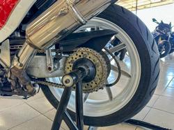 1987 Honda VFR750R (RC30) VFR White