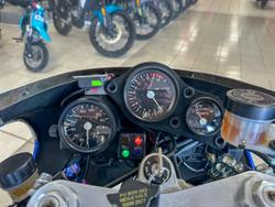 1987 Honda VFR750R (RC30) VFR White