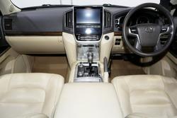 2019 Toyota Landcruiser VX