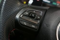 2021 MG HS PHEV Essence