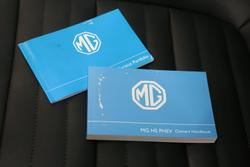 2021 MG HS PHEV Essence