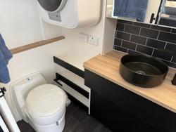 2025 New Age Caravans 19' Manta Ray Expedition