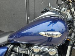 2012 Triumph THUNDERBIRD BLUE