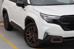 2025 Subaru Forester Hybrid Sport S6 MY26 AWD Crystal White