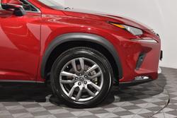 2020 Lexus NX 300h Luxury