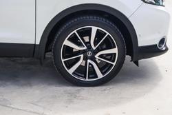 2015 Nissan QASHQAI Ti