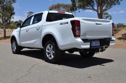 2024 Isuzu D-MAX LS-M