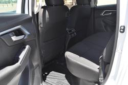 2024 Isuzu D-MAX LS-M