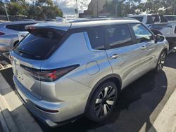 2025 Mitsubishi Outlander Aspire