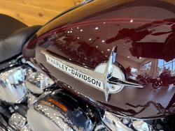 2022 HARLEY-DAVIDSON FLHCS HERITAGE CLASSIC 114 Maroon