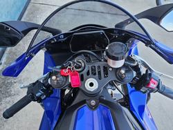 2025 Yamaha YZF-R1 Blue