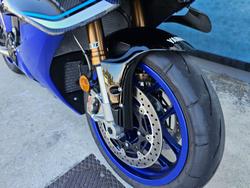 2025 Yamaha YZF-R1 Blue
