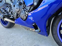 2025 Yamaha YZF-R1 Blue