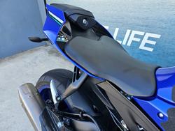 2025 Yamaha YZF-R1 Blue