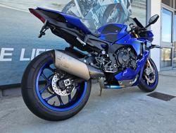 2025 Yamaha YZF-R1 Blue