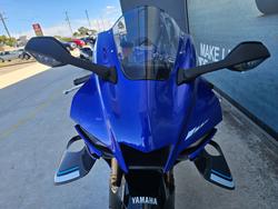 2025 Yamaha YZF-R1 Blue