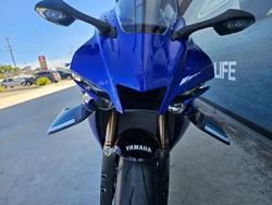 2025 Yamaha YZF-R1 Blue