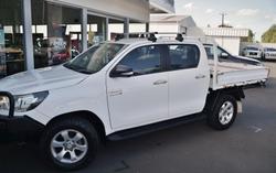 2015 Toyota Hilux SR