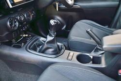 2015 Toyota Hilux SR