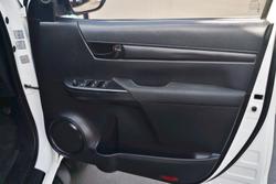 2015 Toyota Hilux SR