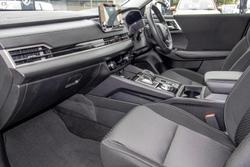 2024 Mitsubishi Outlander ES