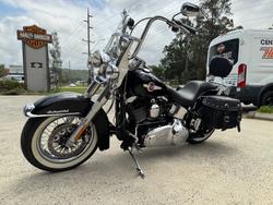 2016 HARLEY-DAVIDSON FLSTC HERITAGE SOFTAIL CLASSIC