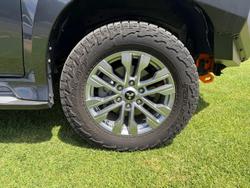 2020 Mitsubishi Pajero Sport GLX