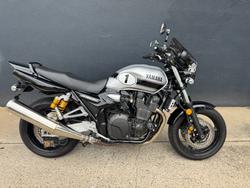 Yamaha XJR1300