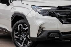 2025 Subaru Forester Touring S6 MY26 AWD Crystal White