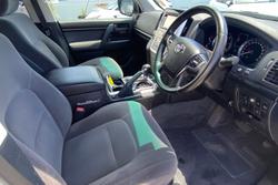 2020 Toyota Landcruiser GXL